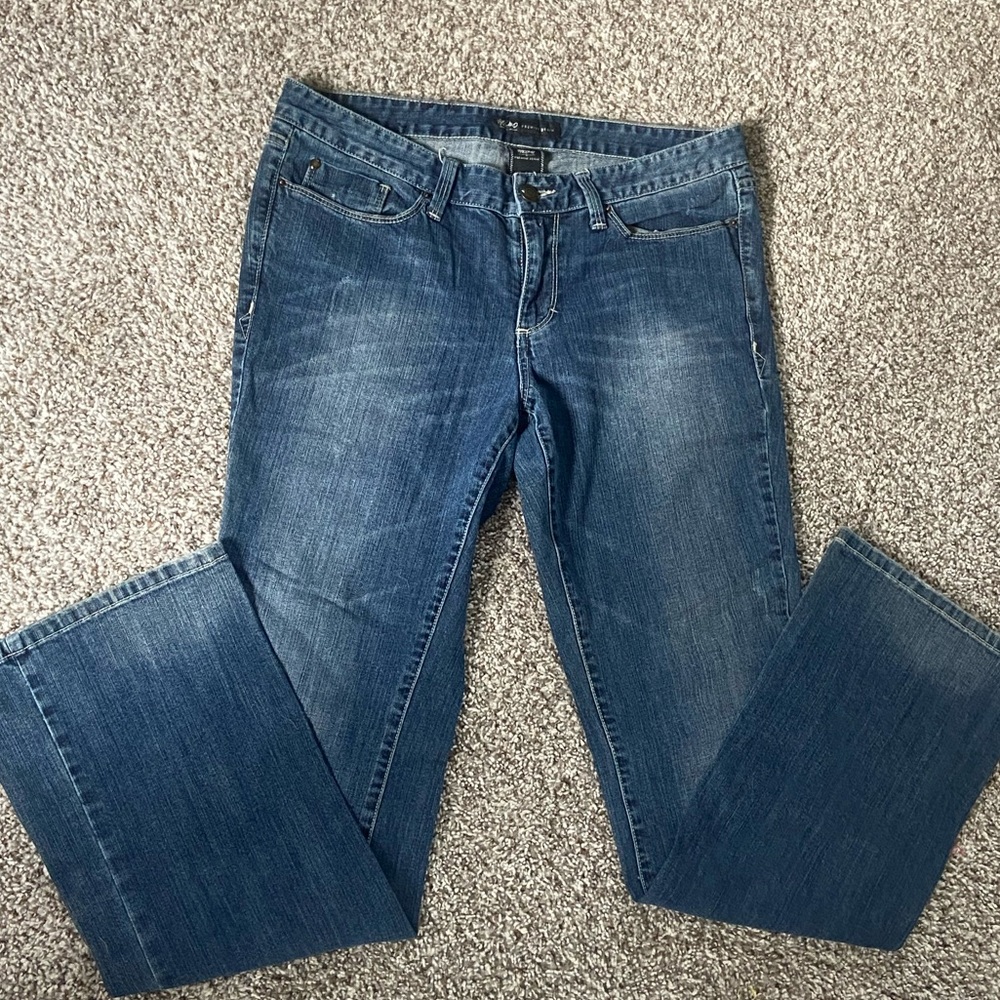 Low rise flare jeans